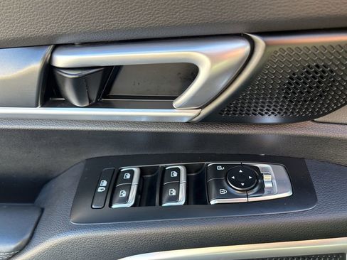 Used 2022 Kia Telluride S image 17