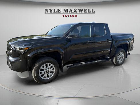 Used 2024 Toyota Tacoma SR AWD/4WD image 3