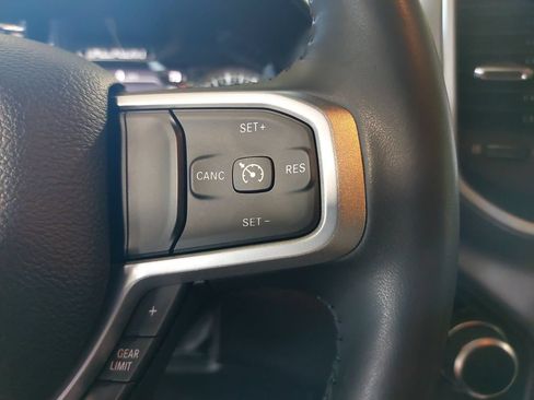 Used 2022 RAM 1500 Big Horn AWD/4WD image 17