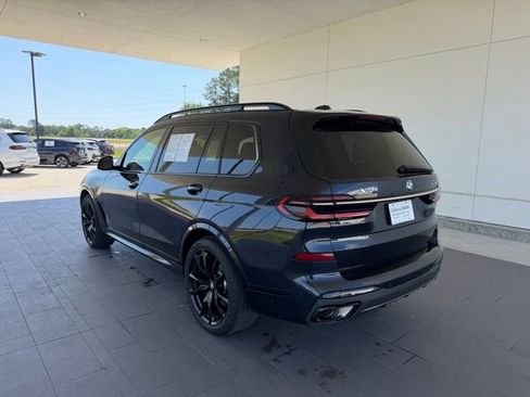 Used 2023 BMW X7 xDrive40i w/ M Sport Package AWD/4WD image 7