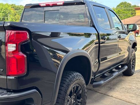 Used 2025 Chevrolet Silverado 1500 ZR2 w/ Dark Appearance Package AWD/4WD image 16