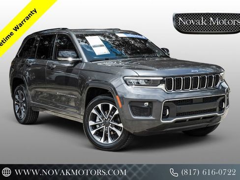Used 2022 Jeep Grand Cherokee Overland w/ Luxury Tech Group IV RWD image 1
