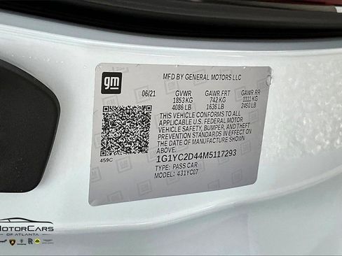 Used 2021 Chevrolet Corvette Stingray Premium Cpe w/ Z51 Performance Package image 25