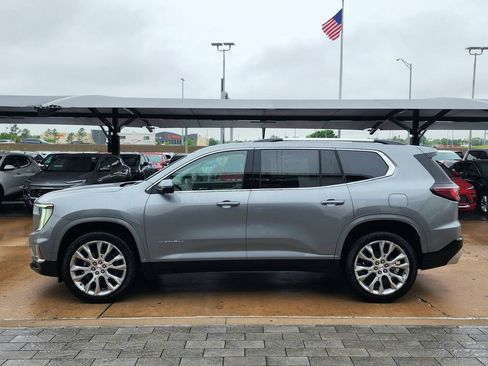 New 2026 GMC Acadia Denali w/ Super Cruise Package AWD/4WD image 7