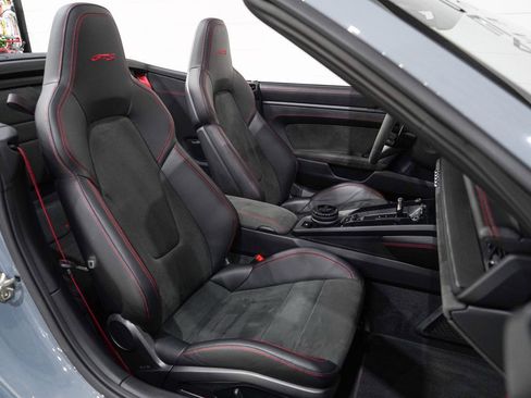 Used 2024 Porsche 911 Carrera GTS image 15