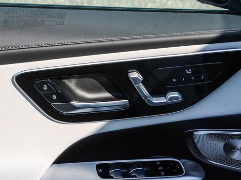 New 2026 Mercedes-Benz GLC 300 4MATIC image 20