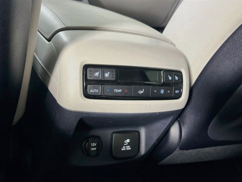Used 2024 Hyundai Palisade Limited AWD/4WD image 27