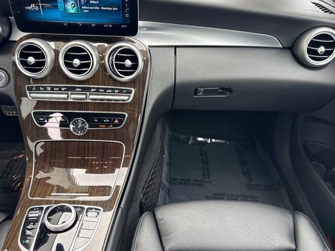 Used 2020 Mercedes-Benz C 300 Sedan image 30