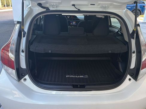 Used 2015 Toyota Prius C Three FWD image 16