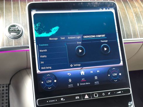 Used 2021 Mercedes-Benz S 580 4MATIC Sedan w/ AMG Line image 47