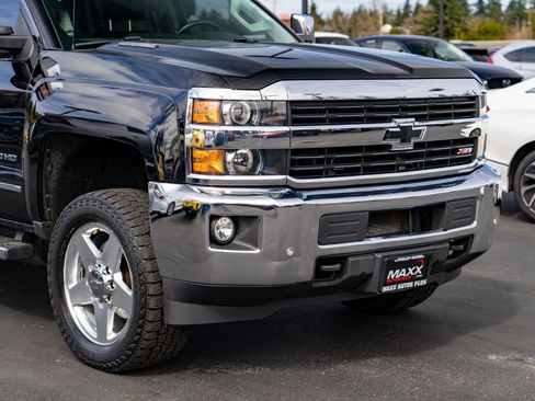 Used 2015 Chevrolet Silverado 2500 LTZ w/ Duramax Plus Package AWD/4WD image 7