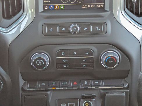 Certified 2025 Chevrolet Silverado 1500 Custom image 20