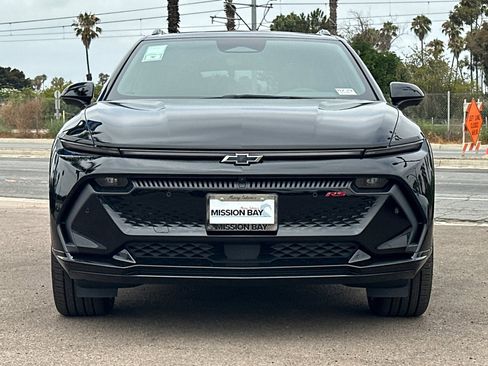 New 2025 Chevrolet Equinox EV RS image 9