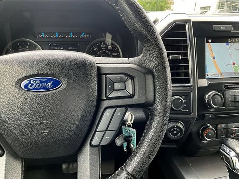 Used 2016 Ford F150 XLT w/ Equipment Group 302A Luxury AWD/4WD image 15