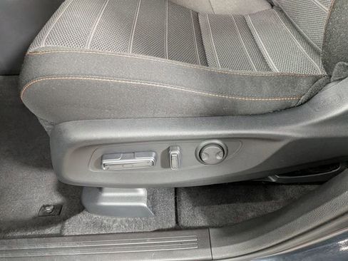 Used 2024 Honda CR-V Sport image 16