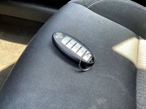 Used 2022 Nissan Altima 2.5 SV FWD image 34