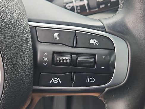 Used 2024 Kia Carnival SX Prestige FWD image 63