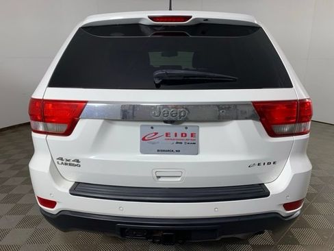 Used 2011 Jeep Grand Cherokee Laredo AWD/4WD image 13