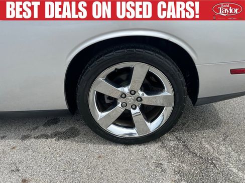 Used 2010 Dodge Challenger R/T RWD image 26