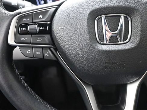 Used 2018 Honda Accord Touring image 29