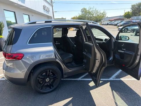 Used 2020 Mercedes-Benz GLB 250 4MATIC image 10