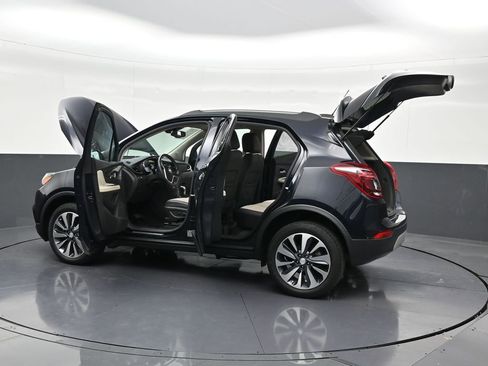 Used 2022 Buick Encore Preferred w/ Safety Package image 35