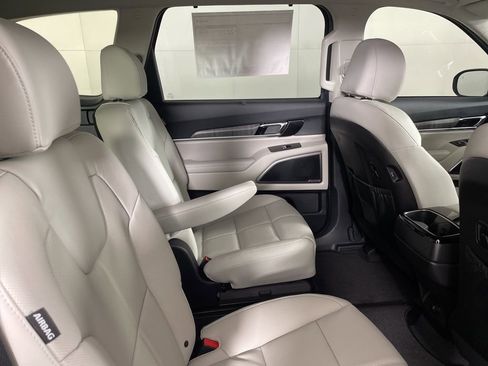 New 2025 Kia Telluride EX image 16