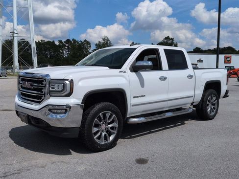 Used 2018 GMC Sierra 1500 SLT AWD/4WD image 7
