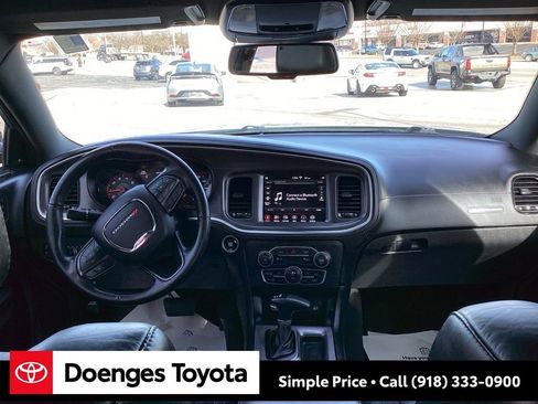 Used 2020 Dodge Charger SXT w/ Plus Group image 16