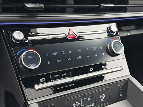 New 2026 Hyundai Santa Fe Calligraphy FWD image 31
