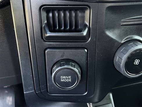 Used 2024 Ford F150 STX image 19