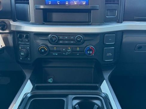 Used 2024 Ford F250 XLT w/ FX4 Off-Road Package image 11