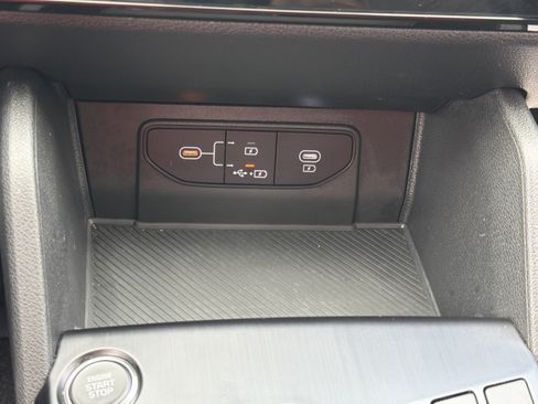 Certified 2026 Kia Sportage LX FWD image 16