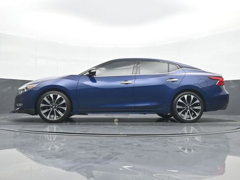 Used 2018 Nissan Maxima SR image 18