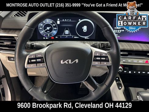 Used 2025 Kia Telluride SX Prestige AWD/4WD image 18