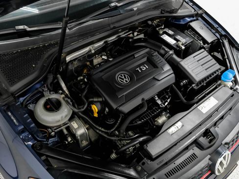 Used 2015 Volkswagen GTI SE image 60