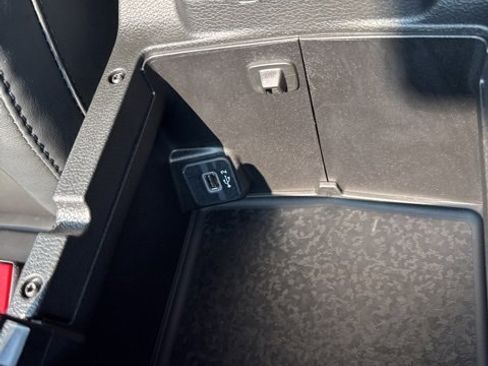 Used 2025 Jeep Wrangler Unlimited Rubicon 392 image 32