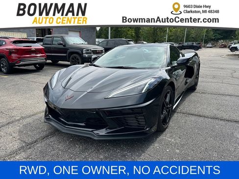 Used 2024 Chevrolet Corvette Stingray Convertible w/ Z51 Performance Package RWD image 1