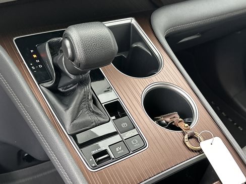 Used 2021 Toyota Sienna LE image 23