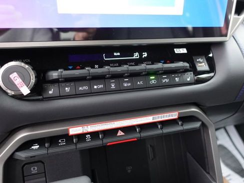 New 2026 Toyota Sequoia Platinum image 24