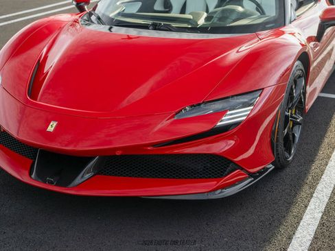 Used 2025 Ferrari SF90 Spider image 89