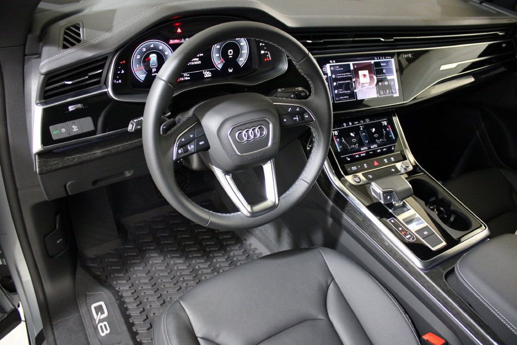 Used 2024 Audi Q8 Premium AWD/4WD image 15