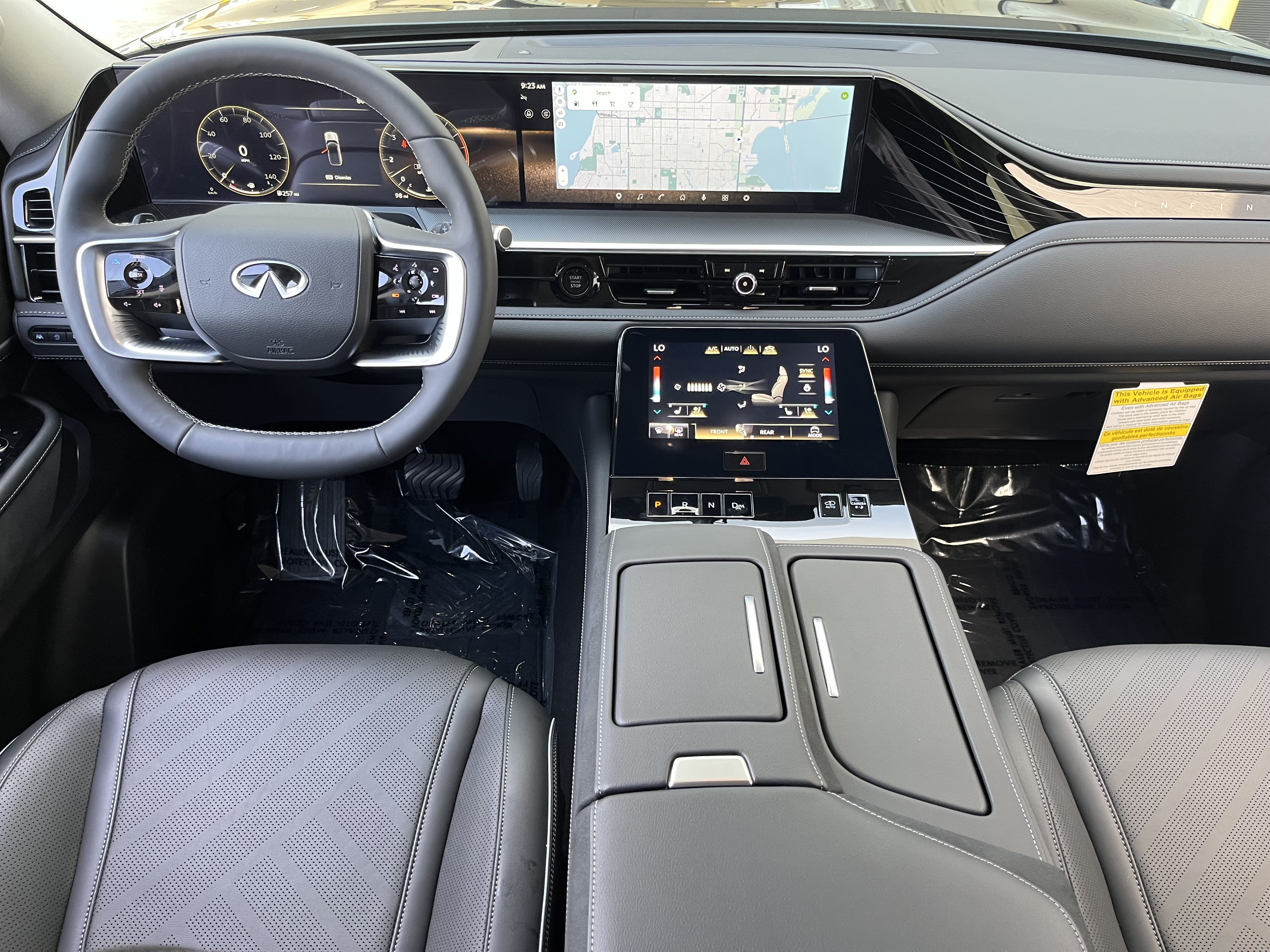 Certified 2026 INFINITI QX80 Luxe w/ Cargo Package AWD/4WD image 17
