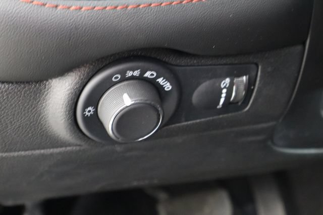 Used 2024 Dodge Durango GT AWD/4WD image 23