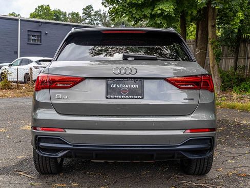 Used 2020 Audi Q3 2.0T Premium Plus w/ Premium Plus Package image 5