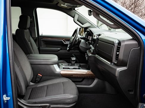 Used 2024 Chevrolet Silverado 1500 RST w/ Z71 Off-Road Package image 22