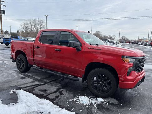 Used 2022 Chevrolet Silverado 1500 Custom w/ Rally Edition image 2