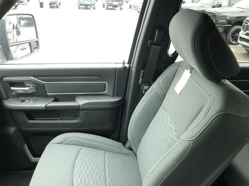 New 2026 RAM 2500 Big Horn image 31