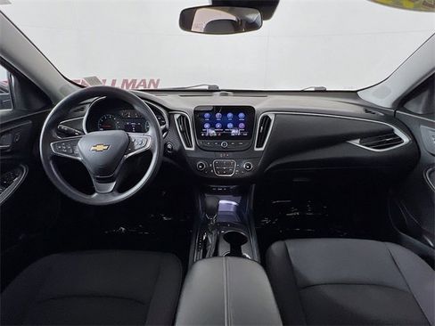Used 2024 Chevrolet Malibu LT image 24