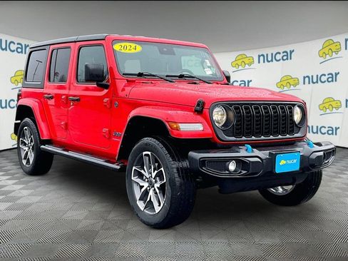 Used 2024 Jeep Wrangler Unlimited w/ Convenience Group AWD/4WD image 1